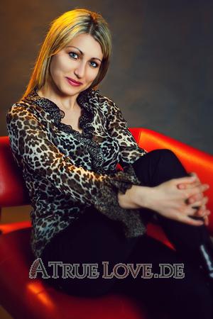 138353 - Julia Alter: 32 - Ukraine
