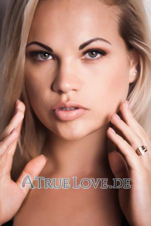 145353 - Marina Alter: 34 - Ukraine