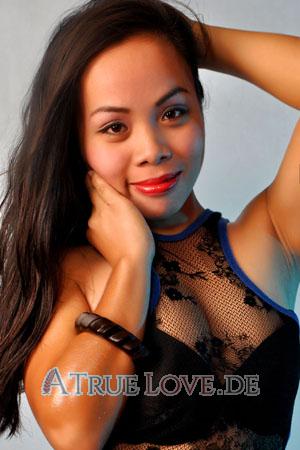 Ladies of Philippinen