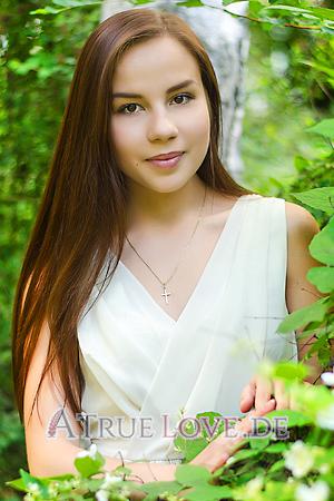 151148 - Maria Alter: 27 - Ukraine