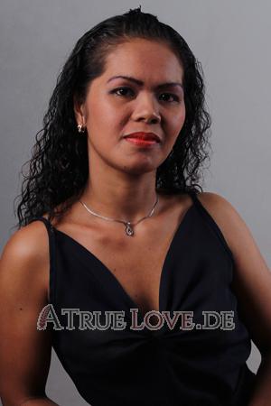 Ladies of Philippinen