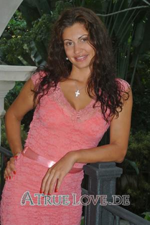 153248 - Oksana Alter: 42 - Ukraine