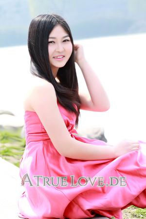 Ladies of Xiangfan Stadt