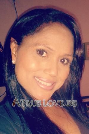 Ladies of Dominican Republic