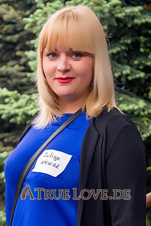 172914 - Julia Alter: 33 - Ukraine