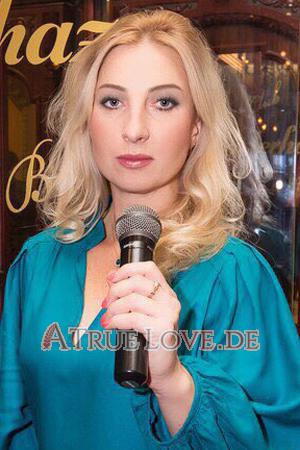 173327 - Elena Alter: 49 - Ukraine