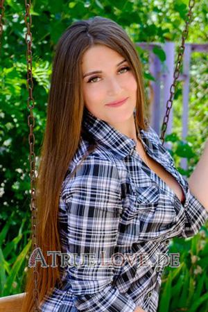 173939 - Elena Alter: 27 - Ukraine