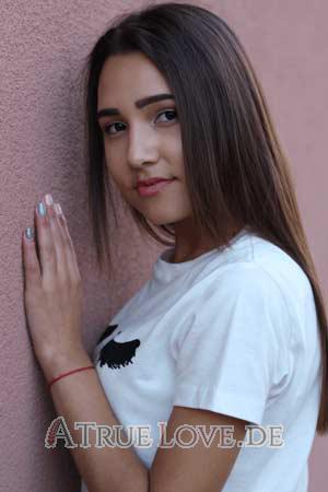 175272 - Valentina Alter: 24 - Ukraine