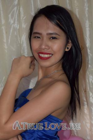 Ladies of Cebu Stadt