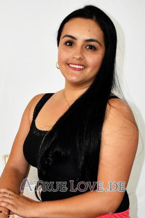 177460 - Johana Andrea Alter: 37 - Kolumbien