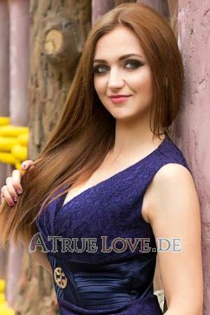178034 - Julia Alter: 34 - Ukraine