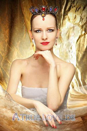 181248 - Polina Alter: 34 - Russland
