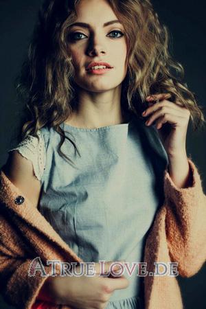 181376 - Marina Alter: 30 - Russland
