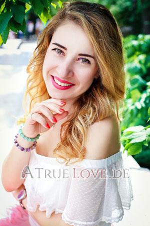 181485 - Nataliya Alter: 39 - Ukraine