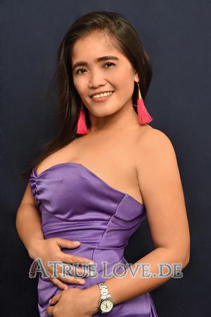 Ladies of Davao Stadt