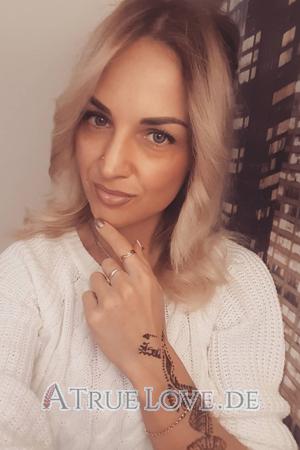 Russland women