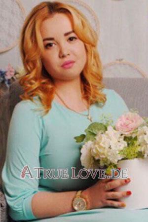 184671 - Alyona Alter: 24 - Ukraine