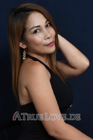 Ladies of Cebu Stadt