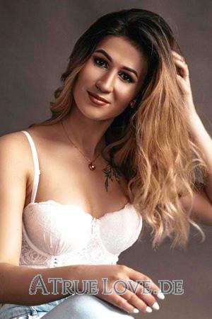 194347 - Tatiana Alter: 24 - Ukraine