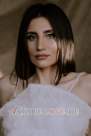 196411 - Angelina Alter: 22 - Ukraine