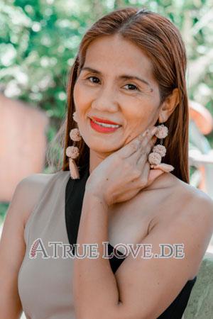 Ladies of Cebu Stadt