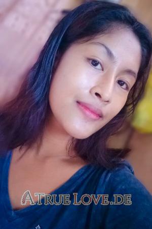 Ladies of Philippinen