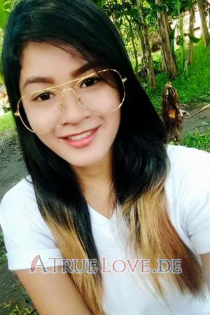 Ladies of Davao Stadt