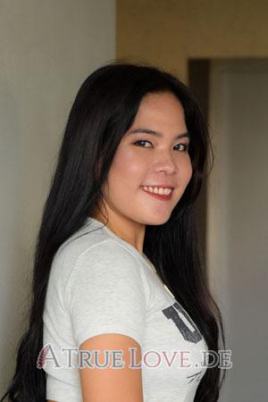 Ladies of Cebu Stadt