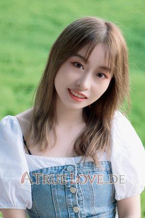 200486 - Yue Alter: 26 - China