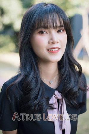 202564 - Ziqing Alter: 27 - China