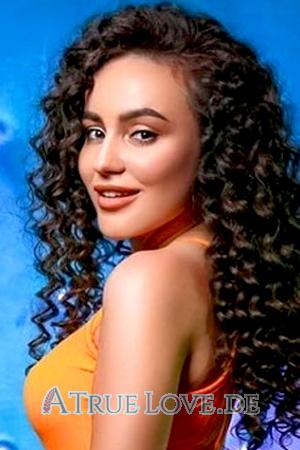 203044 - Alina Alter: 29 - Ukraine