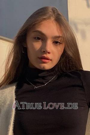 205821 - Ekaterina Alter: 19 - Russland