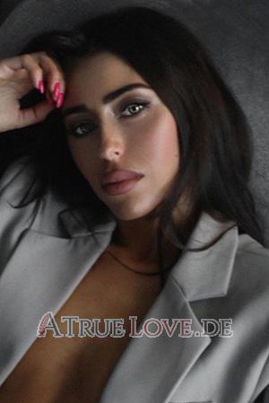 207130 - Karina Alter: 31 - Ukraine