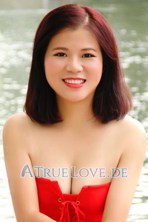 207706 - Megan Alter: 36 - China