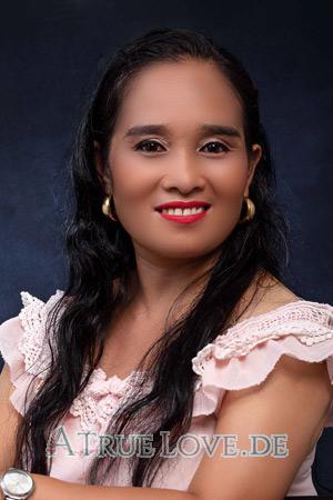 Ladies of Davao Stadt