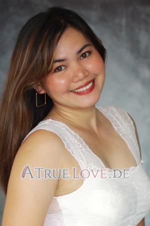 209667 - Melsheen Alter: 33 - Philippinen
