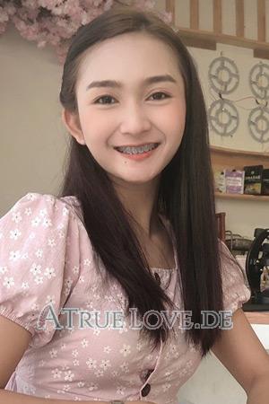 209881 - Kanjana Alter: 22 - Thailand