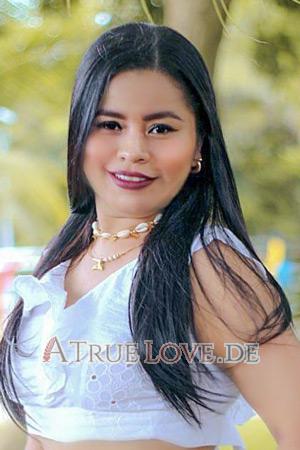 211538 - Joselyne Alter: 33 - Kolumbien