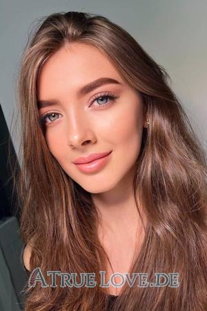 212722 - Larysa Alter: 19 - Ukraine