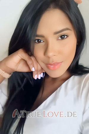 213746 - Melissa Alter: 29 - Kolumbien