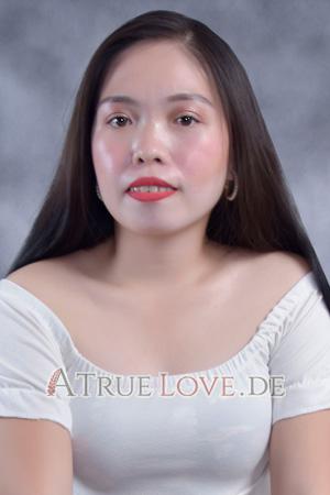 Ladies of Cebu Stadt