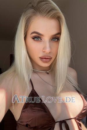 218174 - Polina Alter: 31 - Ukraine