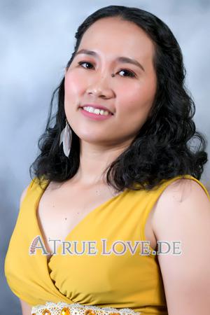 Ladies of Cebu Stadt
