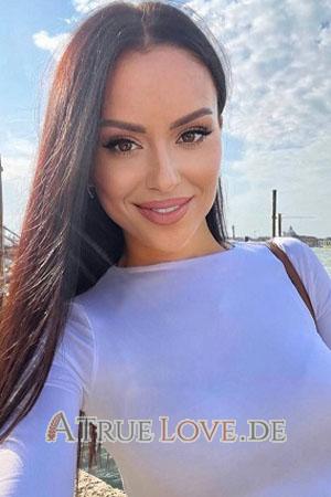 223166 - Elena Alter: 29 - Ukraine