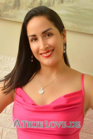 223730 - Paola Alter: 42 - Peru