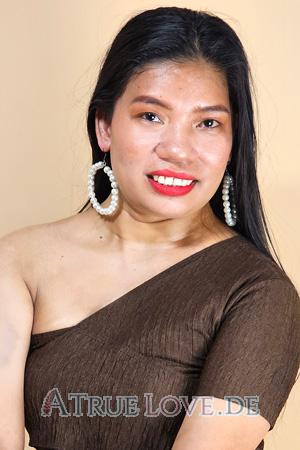 Ladies of Philippinen