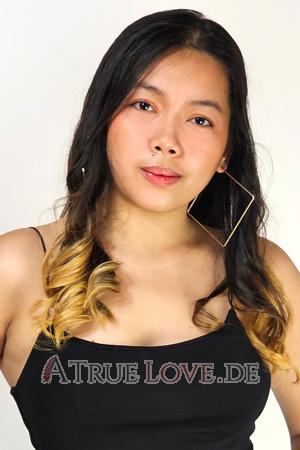 Ladies of Philippinen