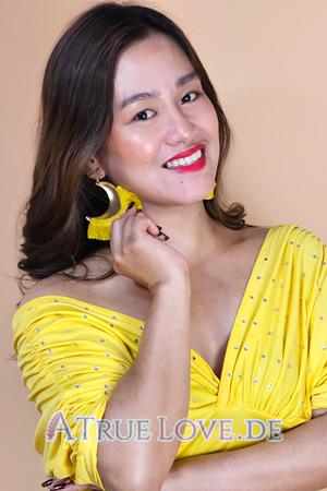 Ladies of Philippinen