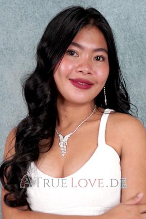 Ladies of Philippinen