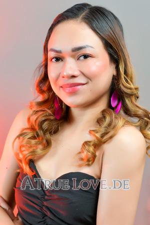 Ladies of Davao Stadt